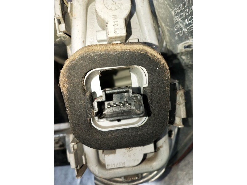 Recambio de piloto trasero izquierdo para citroën c4 picasso i monospace (ud_) 1.6 hdi referencia OEM IAM   06