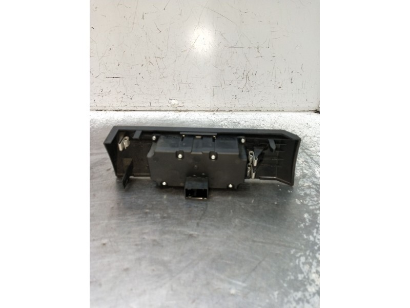 Recambio de mando luces para bmw 5 (e60) 520 d referencia OEM IAM 6988565 33295201 30070910312547 07