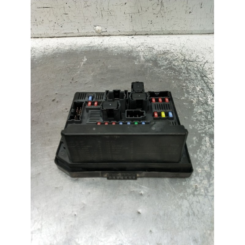 Recambio de caja reles / fusibles para nissan qashqai i (j10, nj10) 1.6 dci referencia OEM IAM 284B7BB00B 519228456 9762009343 1