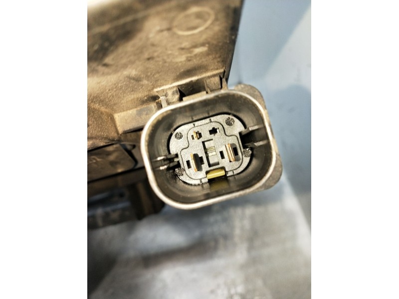 Recambio de electroventilador para bmw 5 (e60) 520 d referencia OEM IAM L8436001 84030014001 07