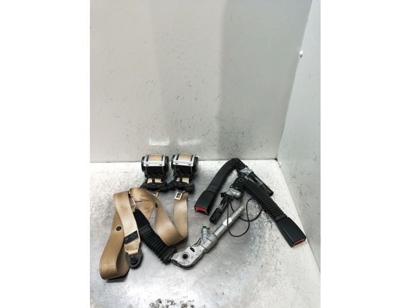 Recambio de juego cinturones delantero para bmw 5 (e60) 520 d referencia OEM IAM   07 5P
