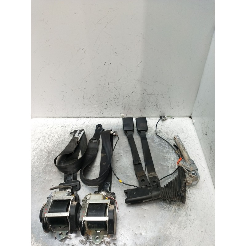 Recambio de juego cinturones delantero para nissan qashqai i (j10, nj10) 1.6 dci referencia OEM IAM  5P 11