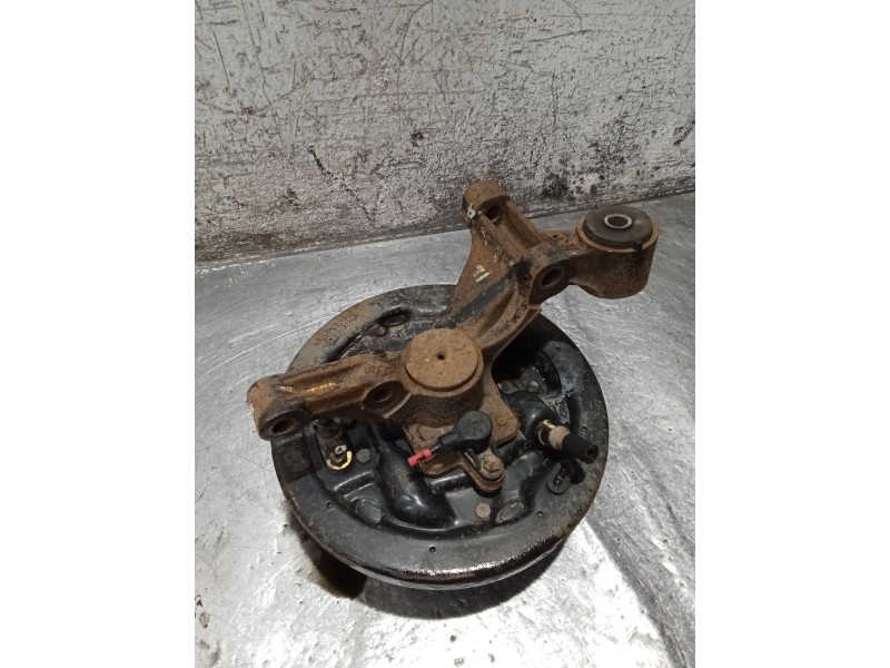 Recambio de mangueta trasera derecha para hyundai matrix (fc) 1.5 crdi vgt referencia OEM IAM   04