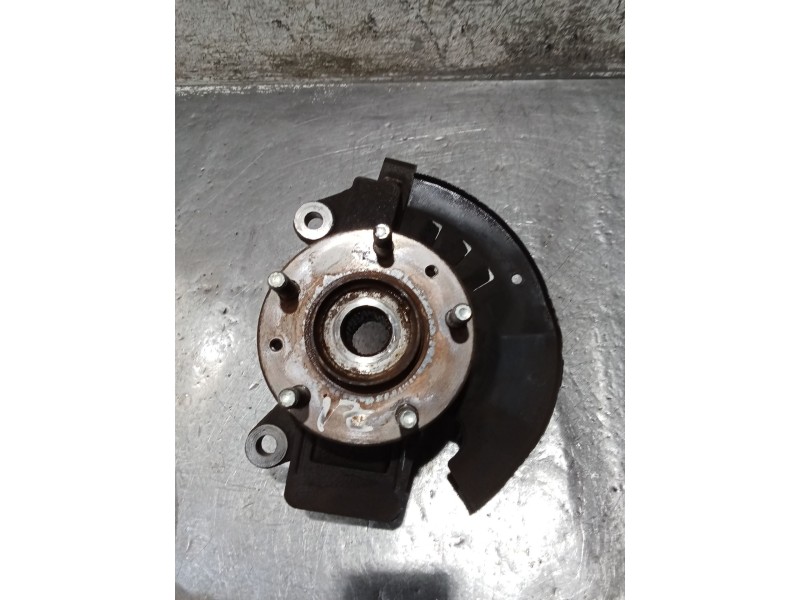 Recambio de mangueta delantera izquierda para kia carnival ii (gq) 2.9 crdi referencia OEM IAM   01