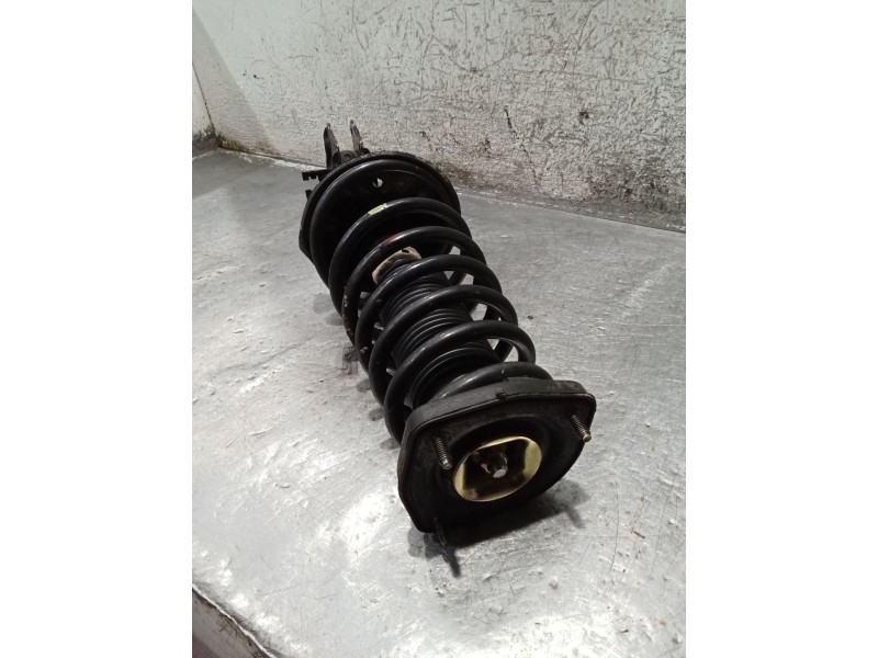 Recambio de amortiguador trasero derecho para hyundai matrix (fc) 1.5 crdi vgt referencia OEM IAM   04