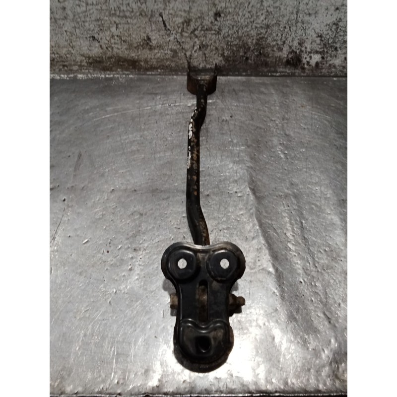 Recambio de brazo suspension inferior trasero izquierdo para hyundai matrix (fc) 1.5 crdi vgt referencia OEM IAM   04