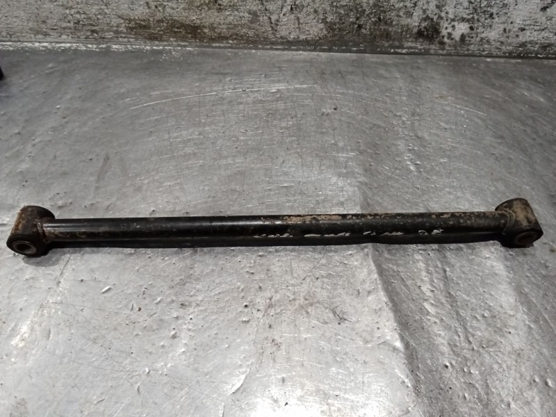 Recambio de brazo suspension superior trasero derecho para hyundai matrix (fc) 1.5 crdi vgt referencia OEM IAM  04 ANTERIOR