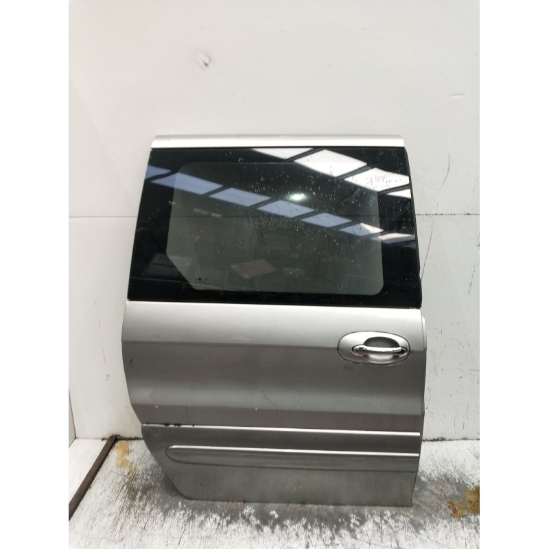 Recambio de puerta lateral corredera derecha para kia carnival ii (gq) 2.9 crdi referencia OEM IAM  5P 01