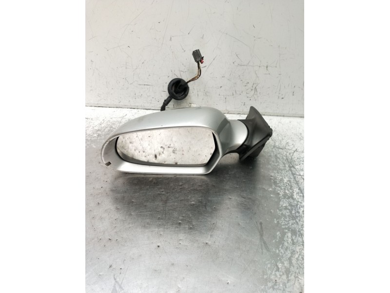 Recambio de retrovisor izquierdo para audi a3 sportback (8pa) 1.9 tdi referencia OEM IAM  ELÉCTRICO 04