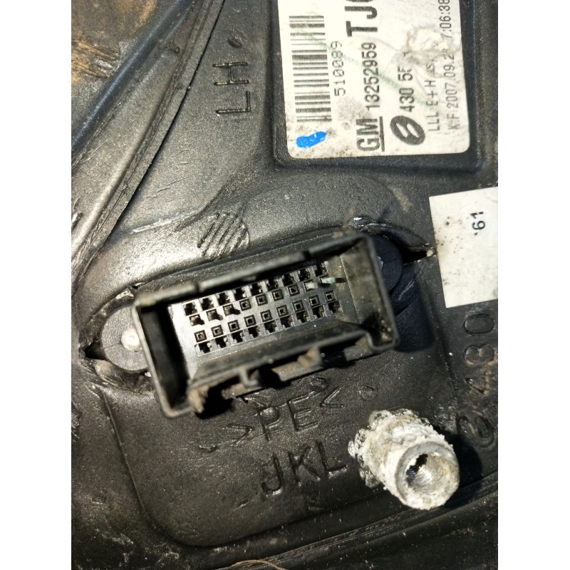 Recambio de retrovisor izquierdo para opel astra h gtc (a04) 1.9 cdti (l08) referencia OEM IAM  ELÉCTRICO 07