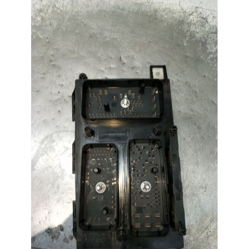 Recambio de caja reles / fusibles para opel astra h gtc (a04) 1.9 cdti (l08) referencia OEM IAM 5DK00946430 13250232 07