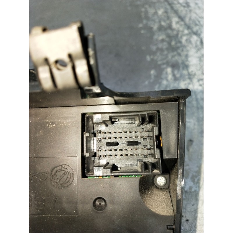 Recambio de mando calefaccion / aire acondicionado para peugeot boxer caja/chasis 2.2 hdi 120 referencia OEM IAM 735421145 A8301