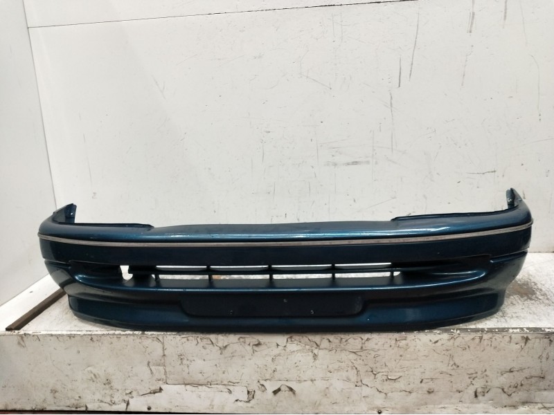 Recambio de paragolpes delantero para ford escort v sedán (afl) 1.6 i 16v referencia OEM IAM   