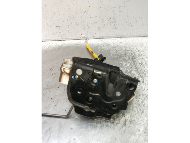 Recambio de motor cierre centralizado delantero izquierdo para audi a3 sportback (8pa) 1.9 tdi referencia OEM IAM  5P 04