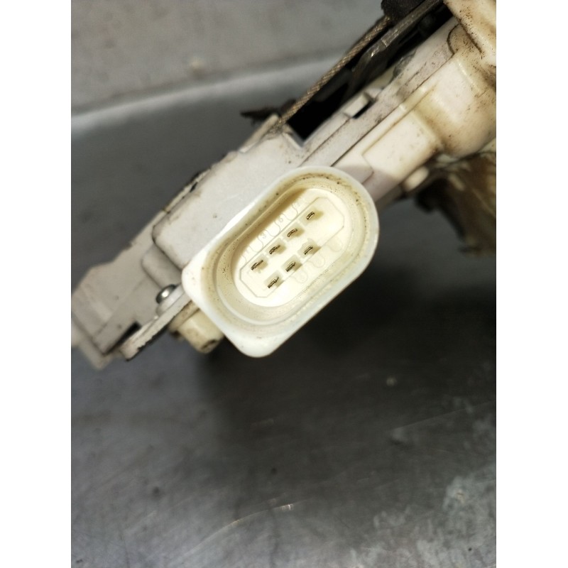 Recambio de motor cierre centralizado trasero derecho para audi a3 sportback (8pa) 1.9 tdi referencia OEM IAM  5P 04