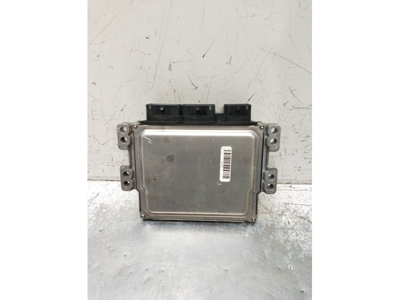 Recambio de centralita motor uce para dacia sandero ii (b8_) 1.5 dci referencia OEM IAM 237100703R 237101862R 28304879 12