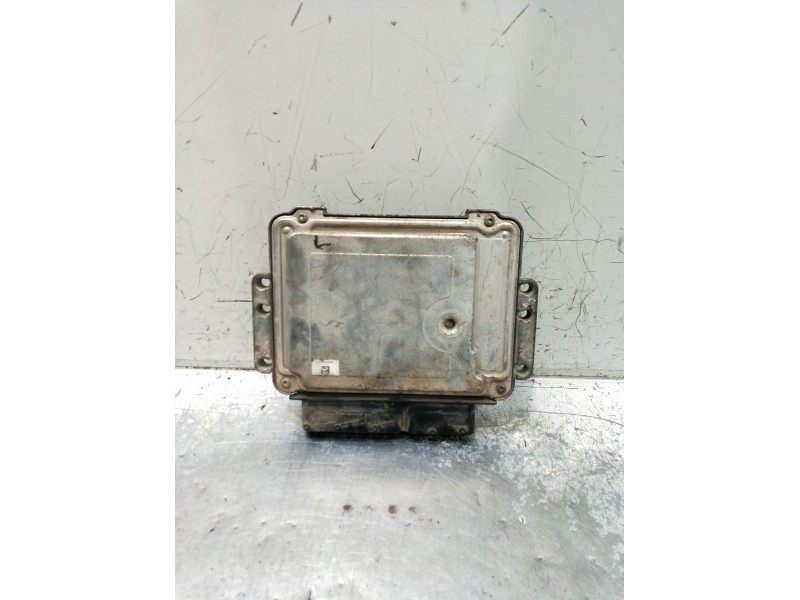 Recambio de centralita motor uce para opel astra h gtc (a04) 1.9 cdti (l08) referencia OEM IAM 0281014451 55566278 1039S21482 07