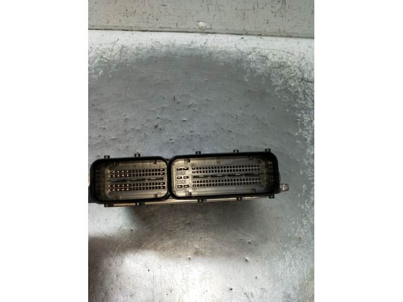 Recambio de centralita motor uce para audi a3 sportback (8pa) 1.9 tdi referencia OEM IAM 0281015209 03G906056R 1039S27730 04 EDC