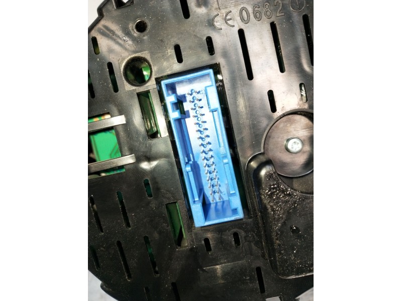 Recambio de cuadro instrumentos para audi a3 sportback (8pa) 1.9 tdi referencia OEM IAM 8P0920931S 0243110087601 04