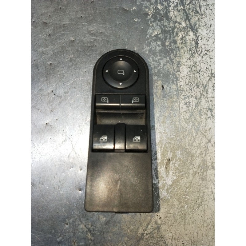 Recambio de mando elevalunas delantero izquierdo para opel astra h gtc (a04) 1.9 cdti (l08) referencia OEM IAM 13228706 3P 07