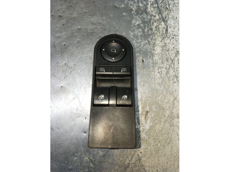 Recambio de mando elevalunas delantero izquierdo para opel astra h gtc (a04) 1.9 cdti (l08) referencia OEM IAM 13228706 3P 07