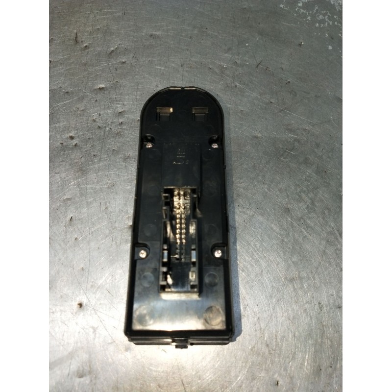 Recambio de mando elevalunas delantero izquierdo para opel astra h gtc (a04) 1.9 cdti (l08) referencia OEM IAM 13228706 3P 07