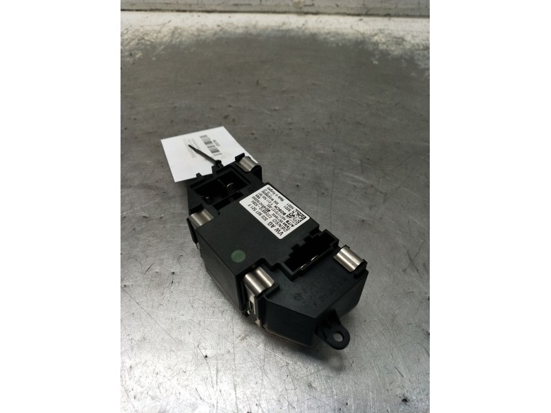Recambio de resistencia calefaccion para volkswagen golf vi (5k1) 2.0 tdi referencia OEM IAM 3C0907521F CZ2468105384 997164W 