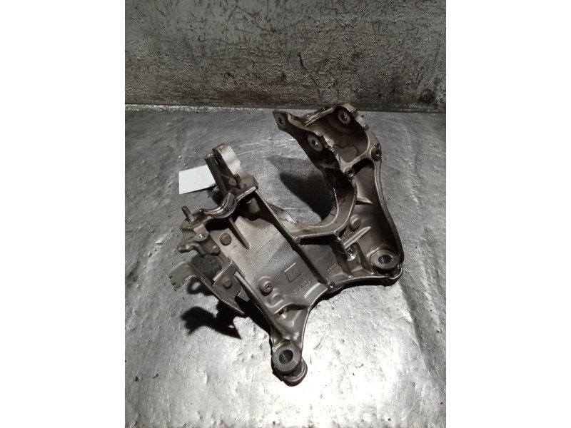 Recambio de brazo suspension inferior delantero derecho para audi a6 berlina (4a2) 40 tdi design referencia OEM IAM 80A399296  