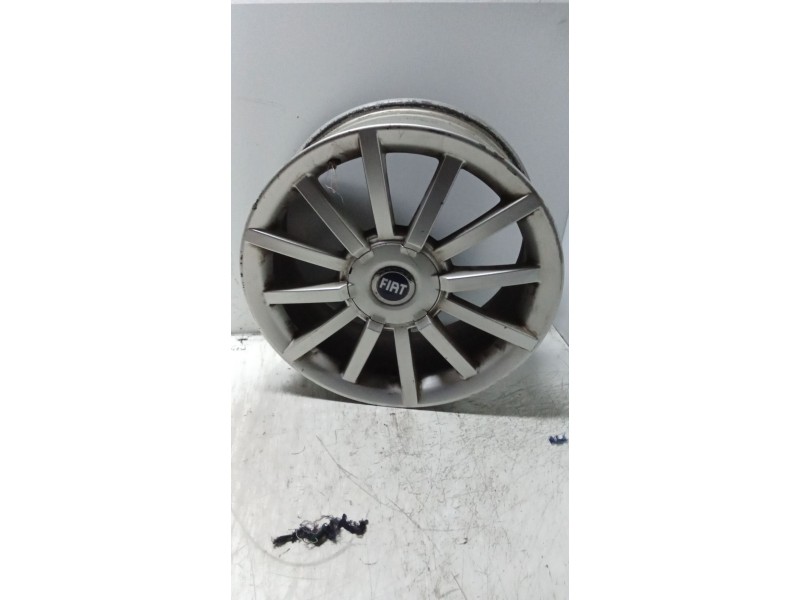 Recambio de juego llantas para fiat stilo (192) referencia OEM IAM 7J17 50900832 ET41