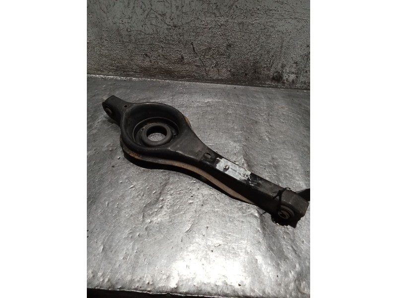Recambio de brazo suspension inferior trasero derecho para ford kuga (cbv) titanium referencia OEM IAM   