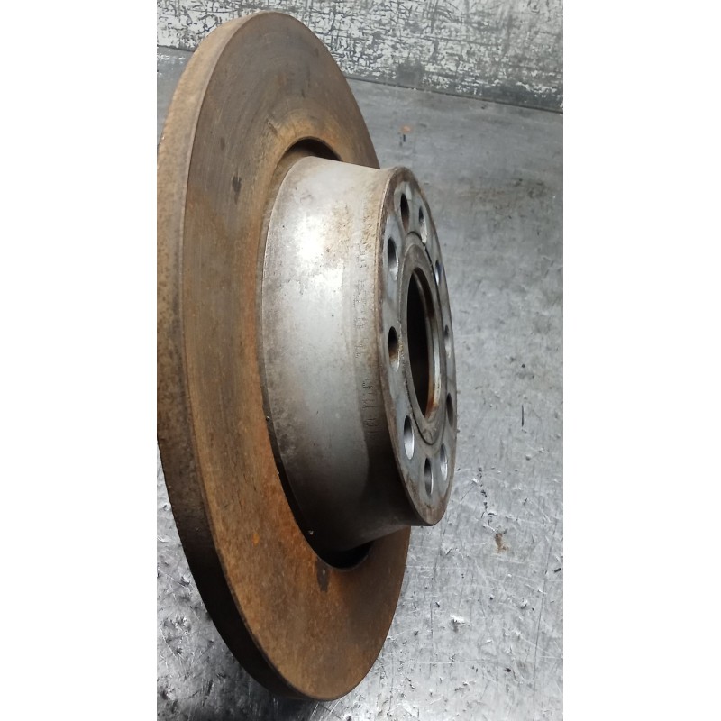 Recambio de disco freno trasero para volkswagen passat cc b6 (357) 2.0 tdi referencia OEM IAM   08