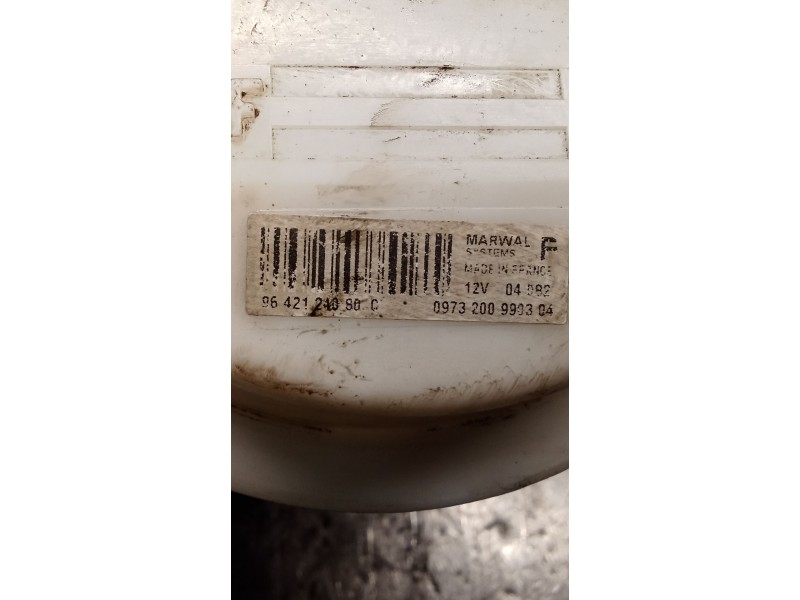Recambio de bomba combustible para peugeot 206 hatchback (2a/c) 1.4 i referencia OEM IAM 9642124080 0973200990304 