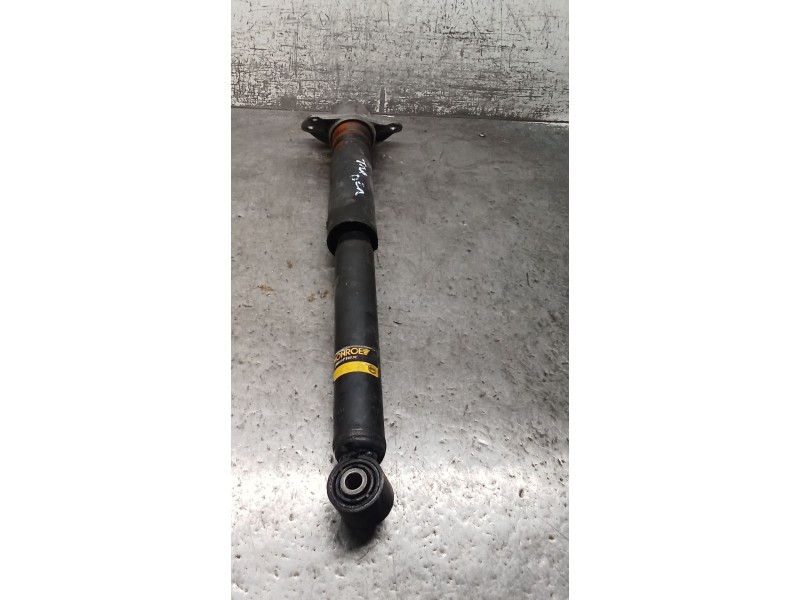 Recambio de amortiguador trasero derecho para volkswagen passat cc b6 (357) 2.0 tdi referencia OEM IAM   08