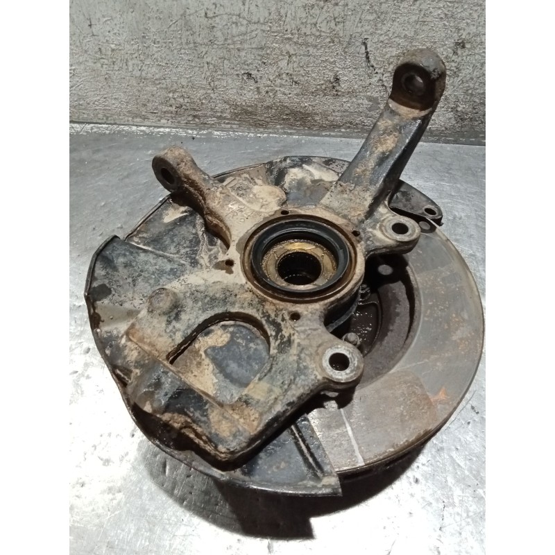 Recambio de mangueta delantera derecha para mitsubishi galloper (jk-01) 2.5 td intercooler referencia OEM IAM   98