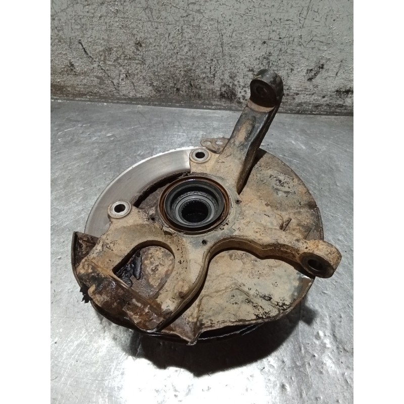 Recambio de mangueta delantera izquierda para mitsubishi galloper (jk-01) 2.5 td intercooler referencia OEM IAM   98