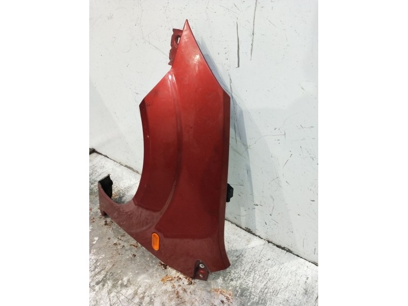 Recambio de aleta delantera izquierda para ford fiesta v (jh_, jd_) 1.4 tdci referencia OEM IAM   