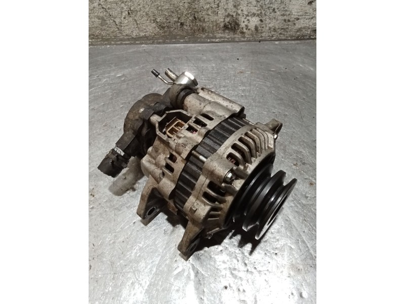Recambio de alternador para mitsubishi galloper (jk-01) 2.5 td intercooler referencia OEM IAM 111594  98