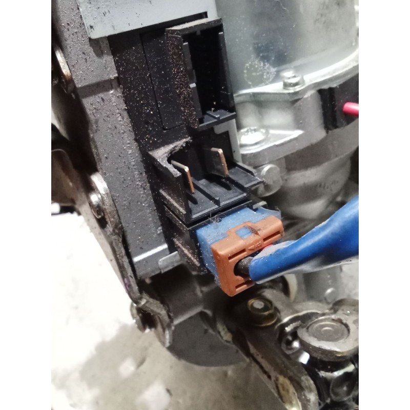 Recambio de columna direccion para nissan note (e11, ne11) 1.5 dci referencia OEM IAM 8200365787A CLAVIJA CON DESPERFECTOS 06