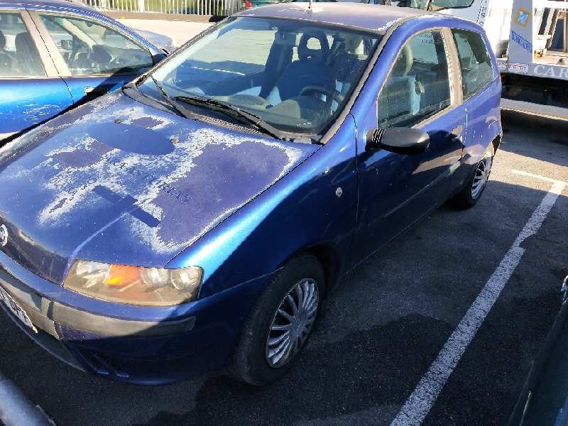 fiat punto berlina (188) del año 2001