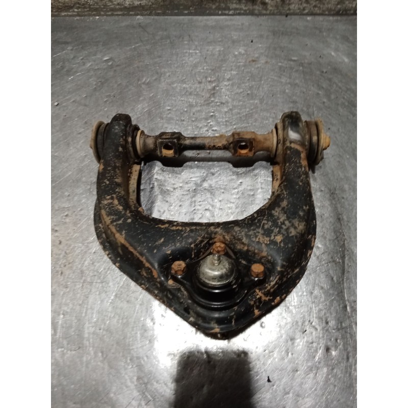 Recambio de brazo suspension superior delantero izquierdo para mitsubishi galloper (jk-01) 2.5 td intercooler referencia OEM IAM