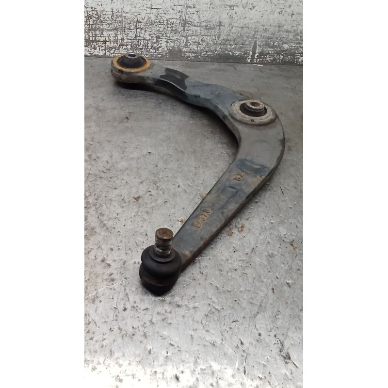 Recambio de brazo suspension inferior delantero derecho para peugeot 206 hatchback (2a/c) 1.4 i referencia OEM IAM   03
