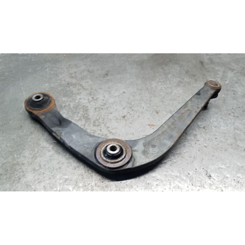 Recambio de brazo suspension inferior delantero derecho para peugeot 206 hatchback (2a/c) 1.4 i referencia OEM IAM   03