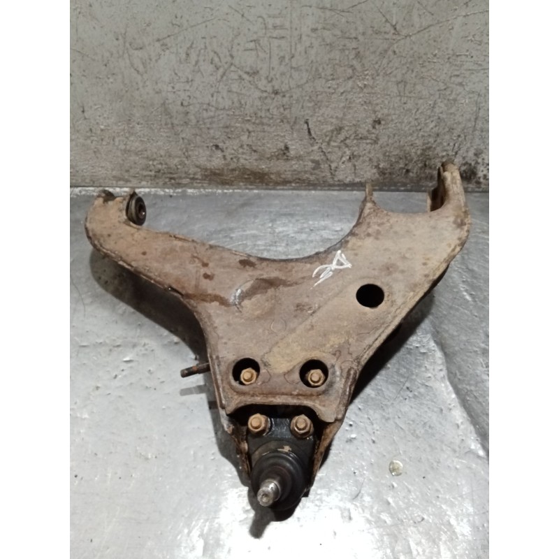 Recambio de brazo suspension inferior delantero derecho para mitsubishi galloper (jk-01) 2.5 td intercooler referencia OEM IAM  