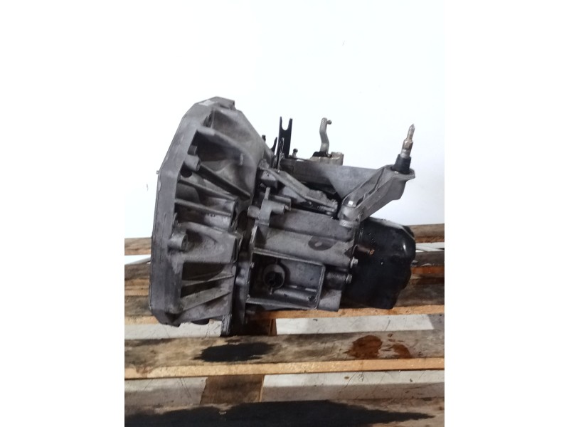 Recambio de caja cambios para nissan note (e11, ne11) 1.5 dci referencia OEM IAM JR5140 5V C003586