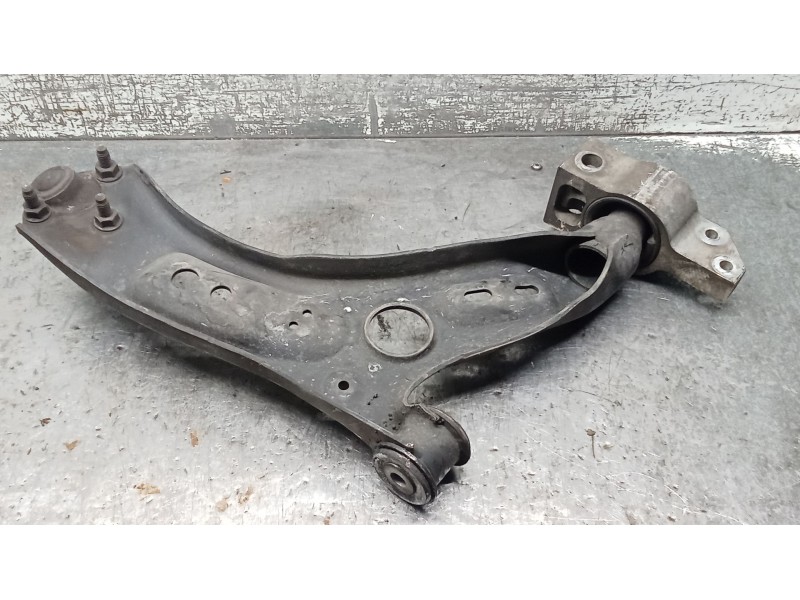 Recambio de brazo suspension inferior delantero izquierdo para volkswagen passat cc b6 (357) 2.0 tdi referencia OEM IAM  08 