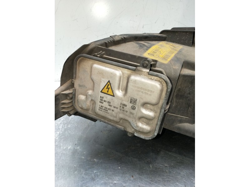 Recambio de faro derecho para volkswagen passat cc b6 (357) 2.0 tdi referencia OEM IAM 3C8941752C BI-XENON 1K0941329 08 03012392