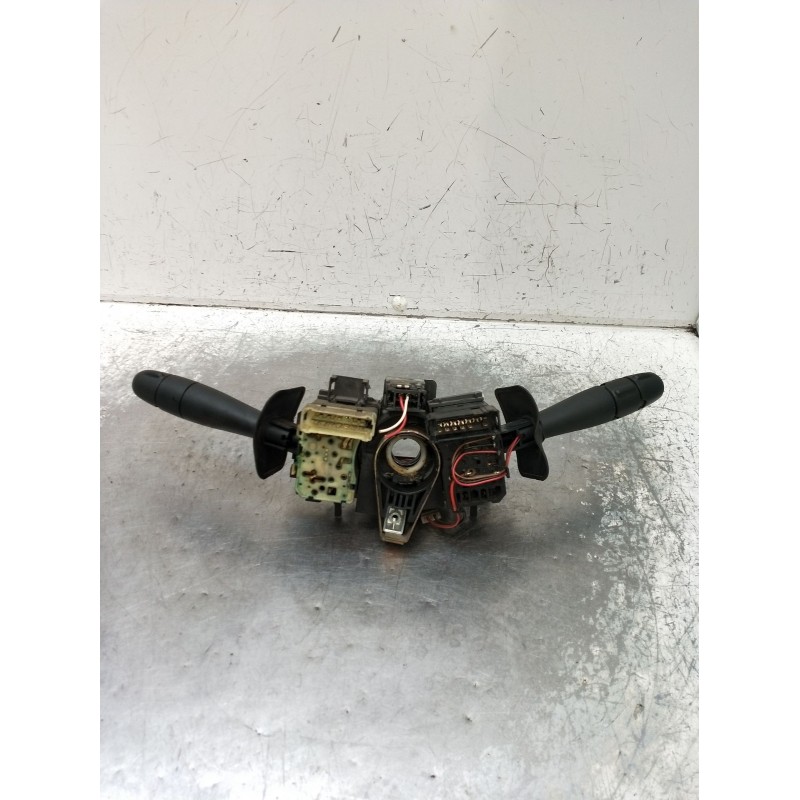 Recambio de mando luces para renault kangoo (kc0/1_) d 65 1.9 (kc0e, kc02, kc0j, kc0n) referencia OEM IAM 7700840099F 36796N 97