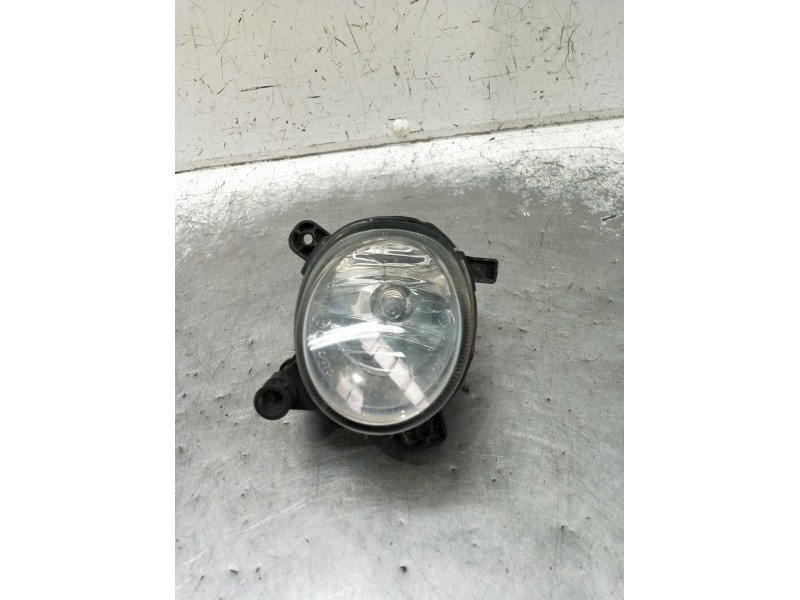 Recambio de faro antiniebla derecho para volkswagen passat cc b6 (357) 2.0 tdi referencia OEM IAM 89205625 8T0941700 08