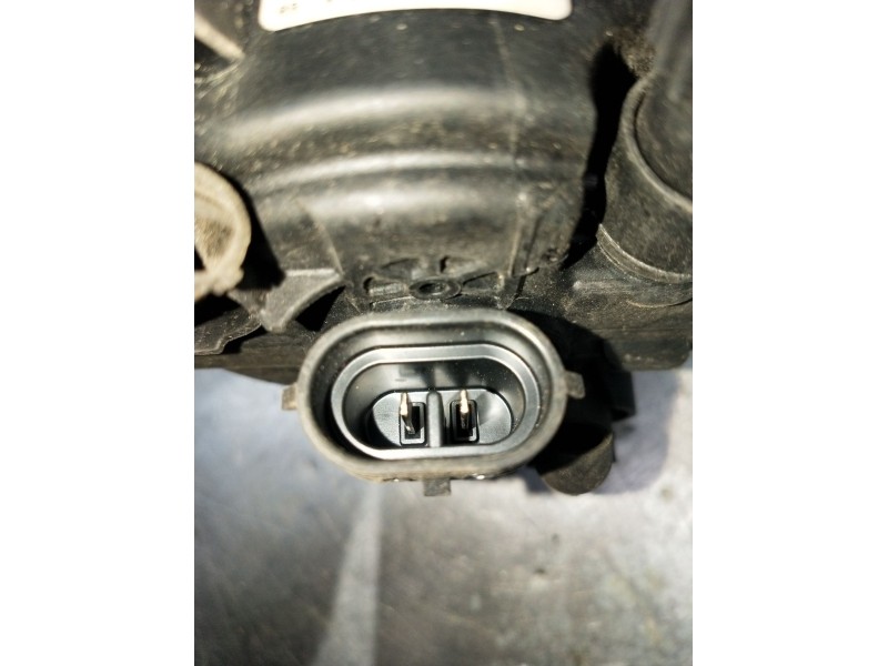 Recambio de faro antiniebla derecho para volkswagen passat cc b6 (357) 2.0 tdi referencia OEM IAM 89205625 8T0941700 08