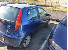 fiat punto berlina (188) del año 2001 2